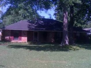 6423 Narcissus Dr, Greenwell Springs, LA 70739