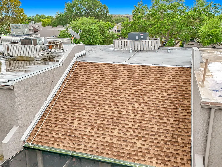 11313 NW 15th St — Photo 53