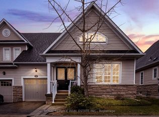 350 Lakebreeze Dr #5, Clarington, ON L1B0A2