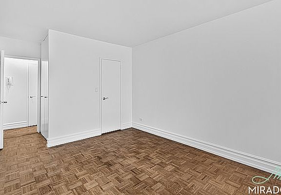 5th image of 145 W 67th St APT 4A