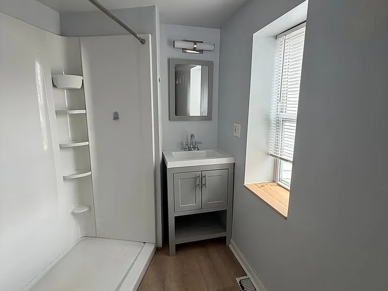 8342 Antioch Rd — Photo 6