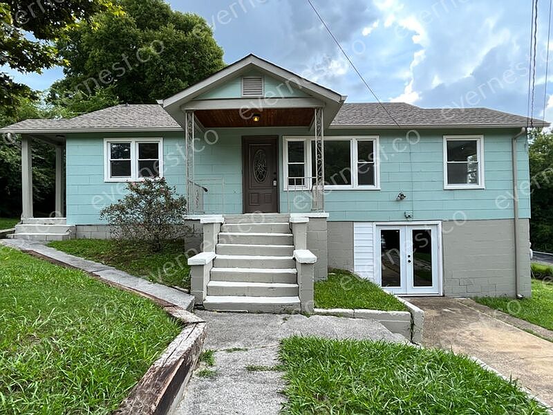 1st image of 164 E Pine St