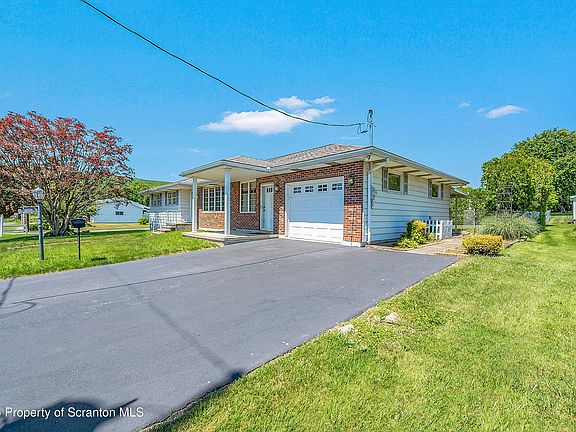 2nd image of 102 Bichler Ln