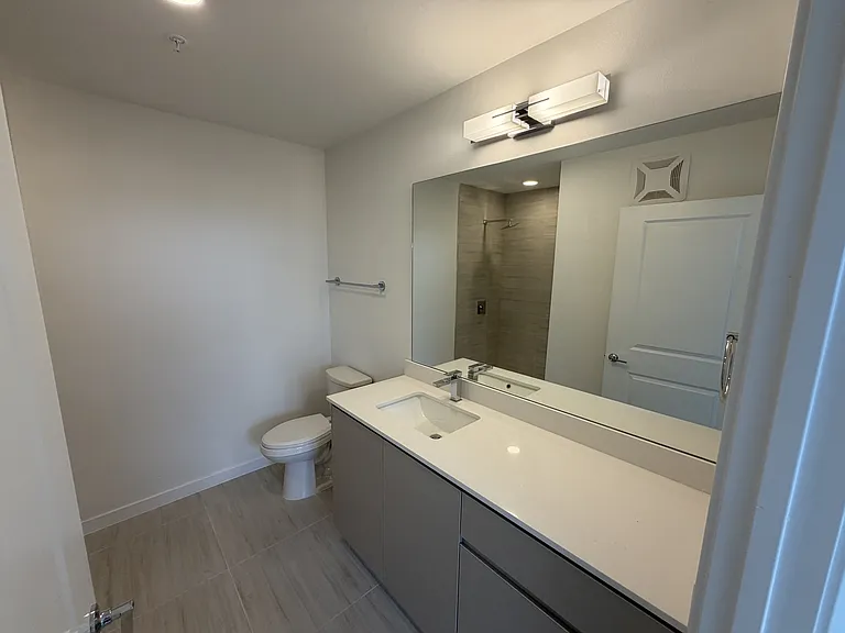 5587 Millenia Blvd — Photo 9