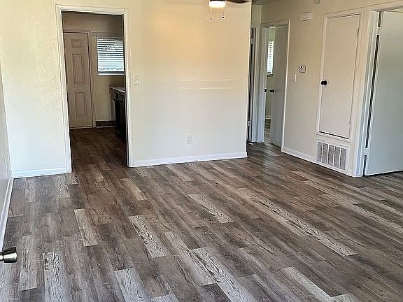 2nd image of 2023 Cherokee Ln #2025