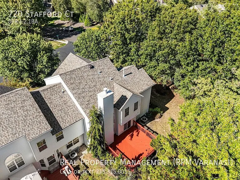 720 Stafford Ct — Photo 37