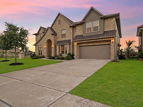 3rd image of 2230 Nocona Lane