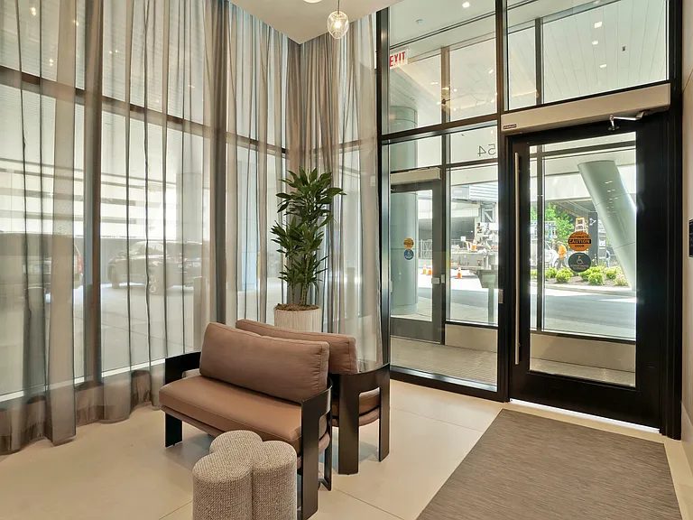 354 N Union Ave #STUDIO — Photo 11