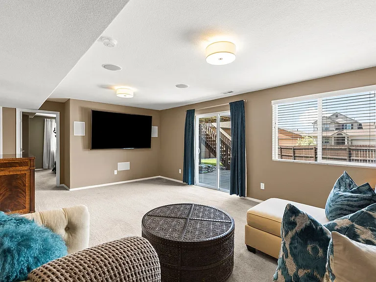 6568 Sawbuck Rd — Photo 38
