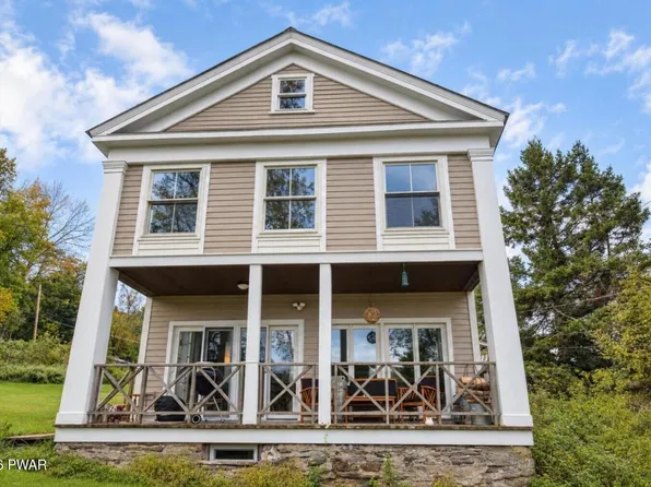 80 Grocery Hill Rd, Equinunk, PA 18417