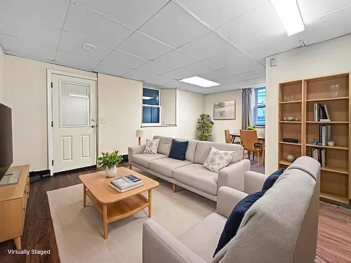 16 Vandine St #G Photo 1