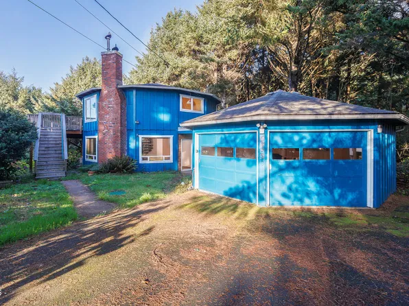 6989 SW Surfland St, South Beach, OR 97366