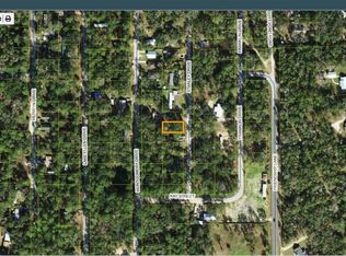 22 Stanley Dr, Crawfordville, FL 32327