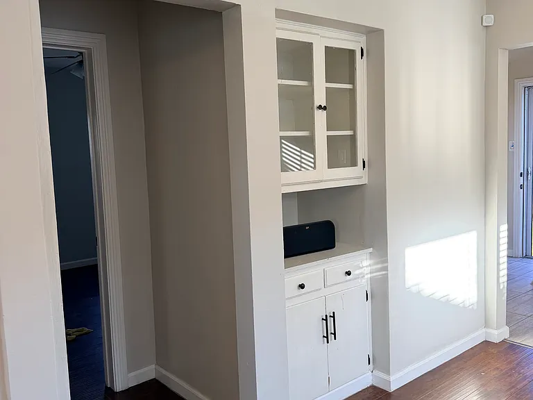 338 W Hardy St — Photo 14