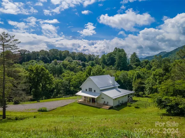 1515 Webster Rd, Sylva, NC 28779