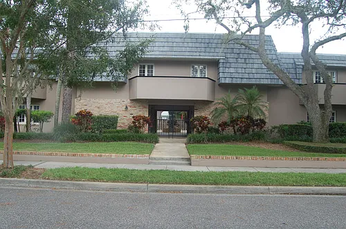 1920 Woodcrest Dr #13 Photo 1