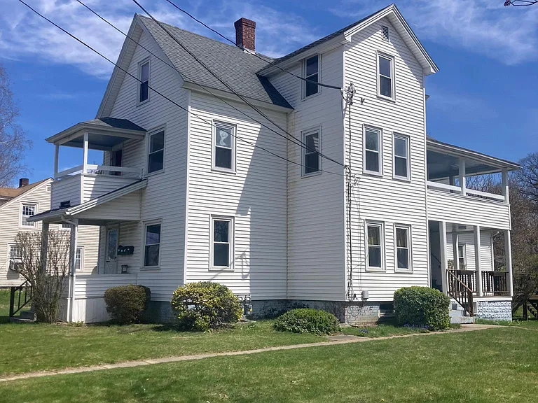 13 Vernon St #1 — Photo 11