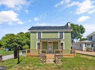 331 E G St, Purcellville, VA
