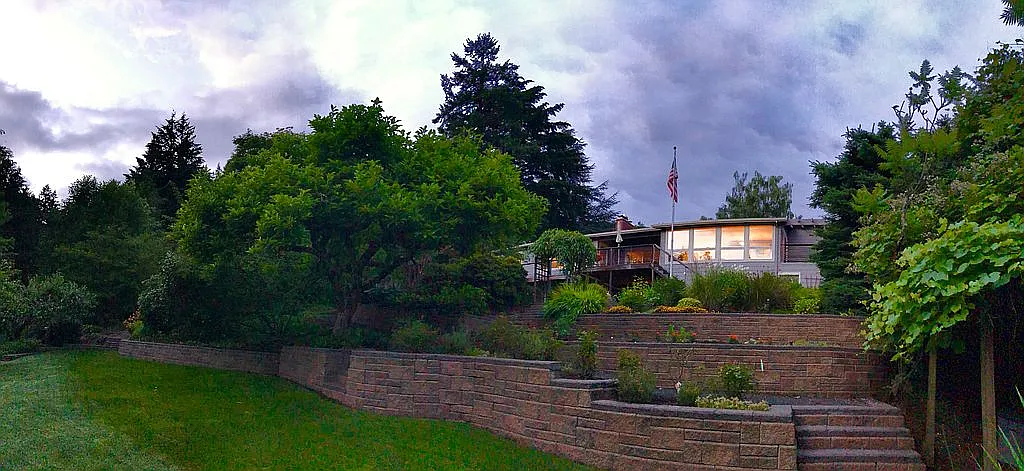 765 SW 83rd Ave photo 1