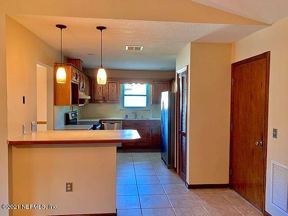 4th image of 2626 Sharpsburg Ct