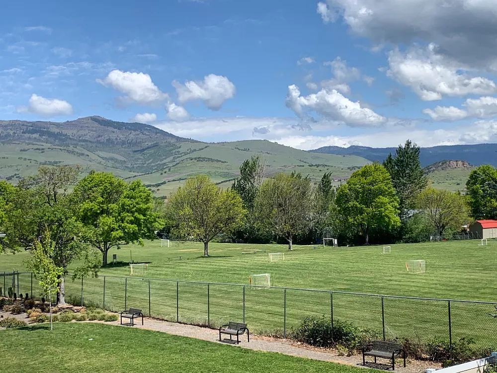 2 bed, 1005 sqft, $1,750 — Photo 4