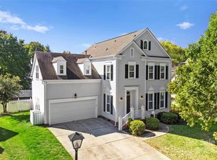 7706 Cashel Ct, Charlotte, NC 28270