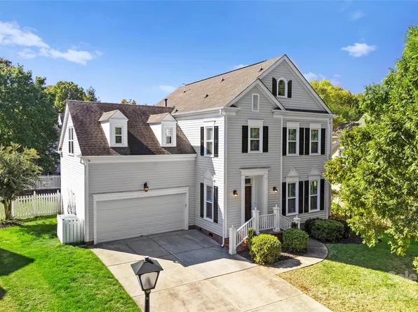 7706 Cashel Ct, Charlotte, NC 28270