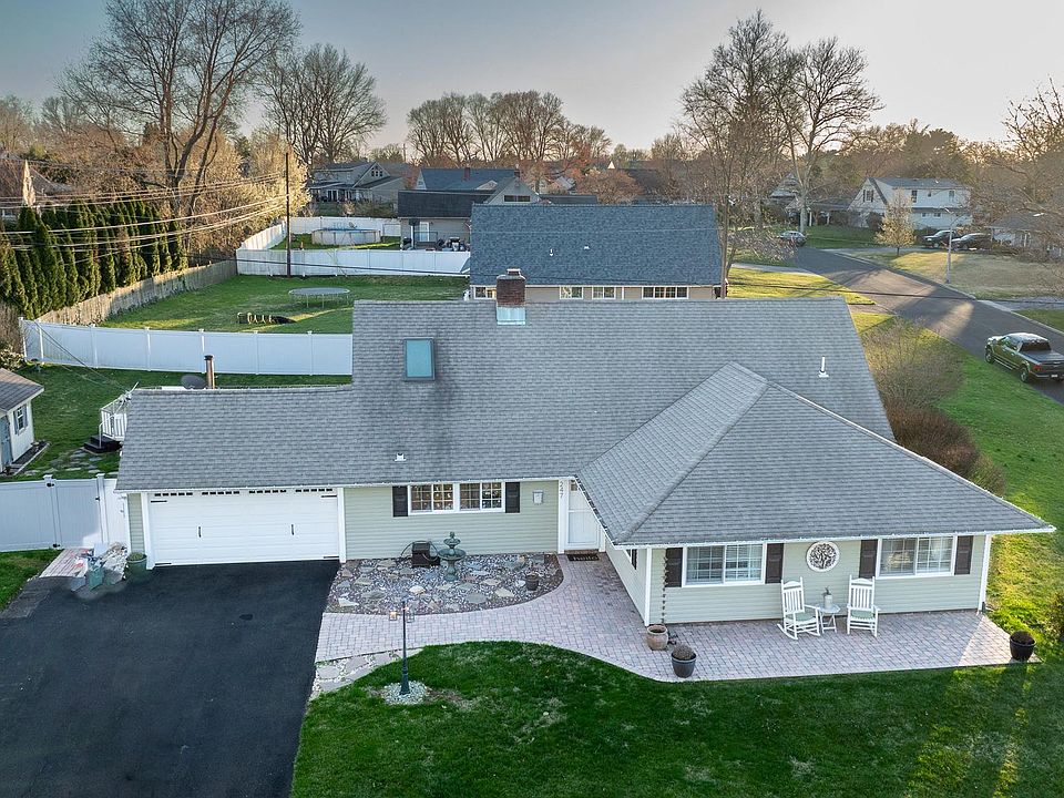 247 Snowball Dr, Levittown, PA 19056 Zillow