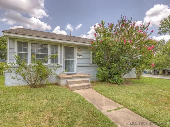 2301 W 49th St, Tulsa, OK 74107