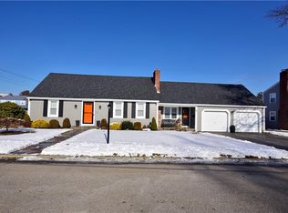 94 Plymouth Rd, East Providence, RI 02914