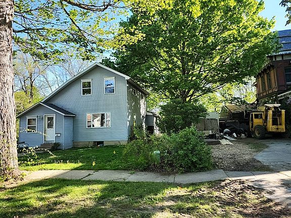 2nd image of 517 James St