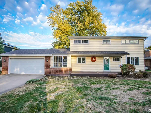 120 N Indiana Ave, Morton, IL 61550