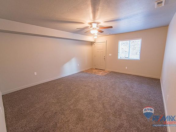 3rd image of 14371 S Ashburn Way