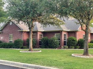 1220 N Chamberlain St, Stephenville, TX 76401