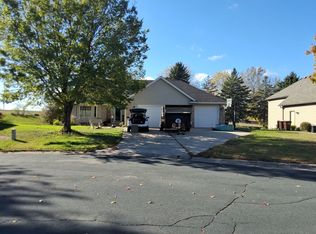 1215 Lakeview Pkwy, Buffalo, MN 55313