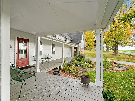 4th image of 28 Duffy Road