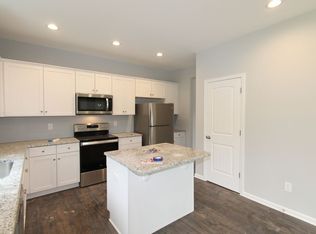 104 Singletary Ct, Clayton, NC 27527