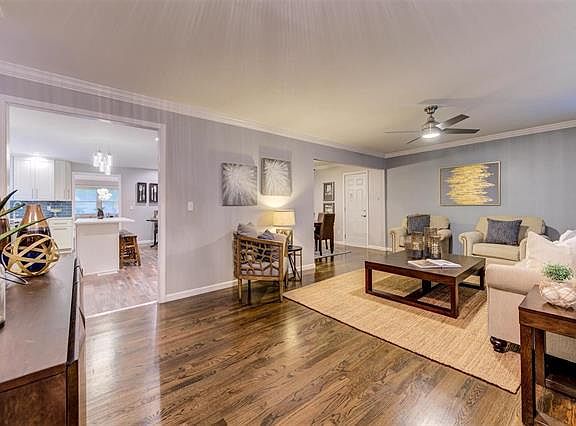 5th image of 715 Bergerac Dr