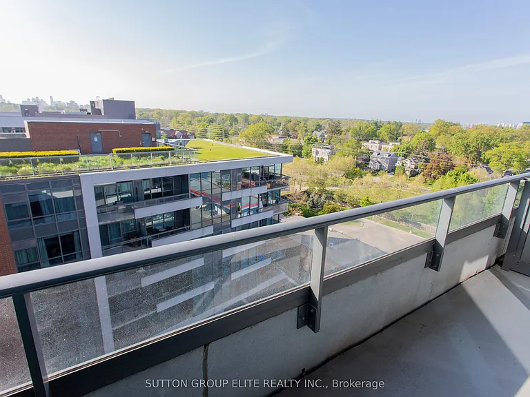1 Hurontario St #808 — Photo 30