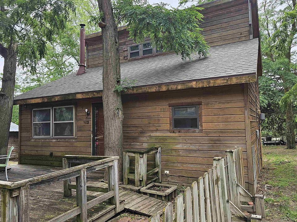 1st image of 9 Sunflower Ln