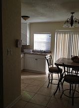2nd image of 1031 Park Dr APT 4