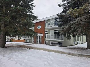 414 S 41st St #1, Edson, AB T7E 1A2
