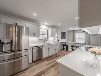 2528 Sunshine Ct, Bedford, TX, 76021