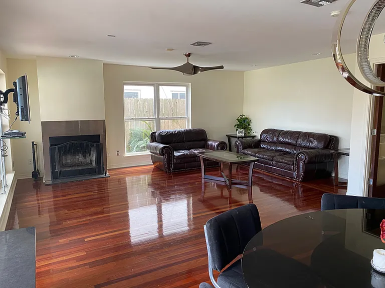 2129 Carol Sue Ave — Photo 17