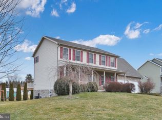 115 Granny Smith Ln, Fayetteville, PA