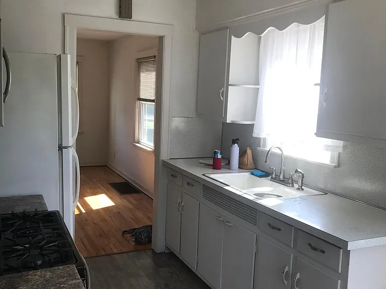 2635 Dodge Ave — Photo 7
