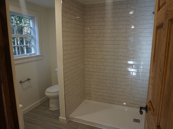 Master suite full bath