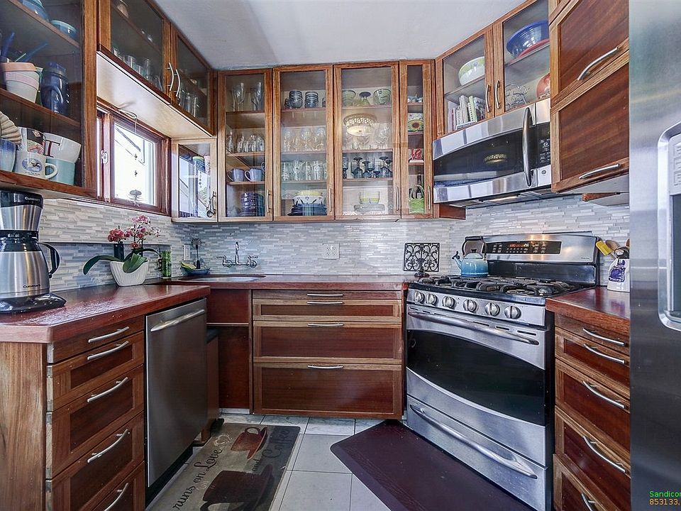 1st image of 3559 Poe St