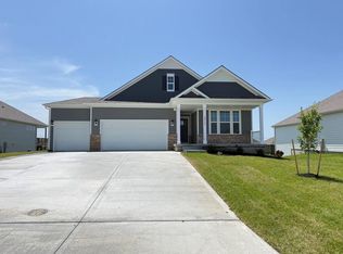 20763 W 188th St, Spring Hill, KS 66083