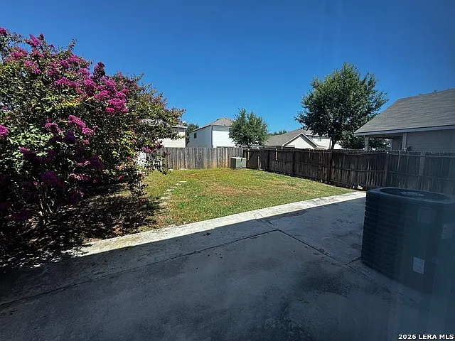 9303 Pacific Maple — Photo 28